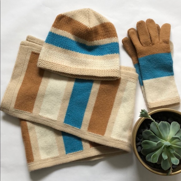 GAP Accessories - Gap Scarf Hat Gloves Set Small Medium Colorblock